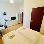 Doppelzimmer Tafel, Direkt Am Alten Strom Rostock
